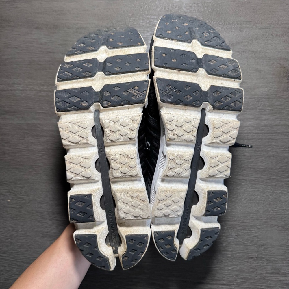 On Running Cloudswift Black And White Tennis Shoes Sneakers 11.5 - Picture 12 of 14